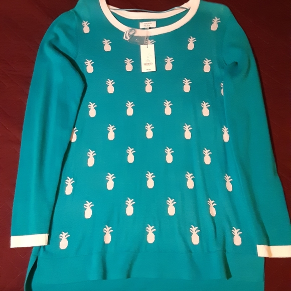 👑 Crown&Ivy Pineapple Sweater - Picture 7 of 8